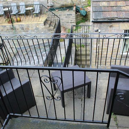 Peakdale Lodge Glossop Exterior photo